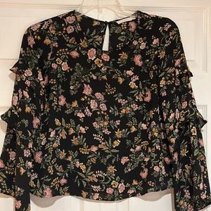 Lush Floral Flare Sleeves